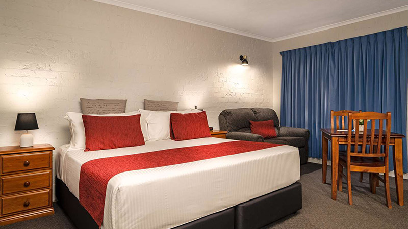 Blue-Diamond-Motor-Inn