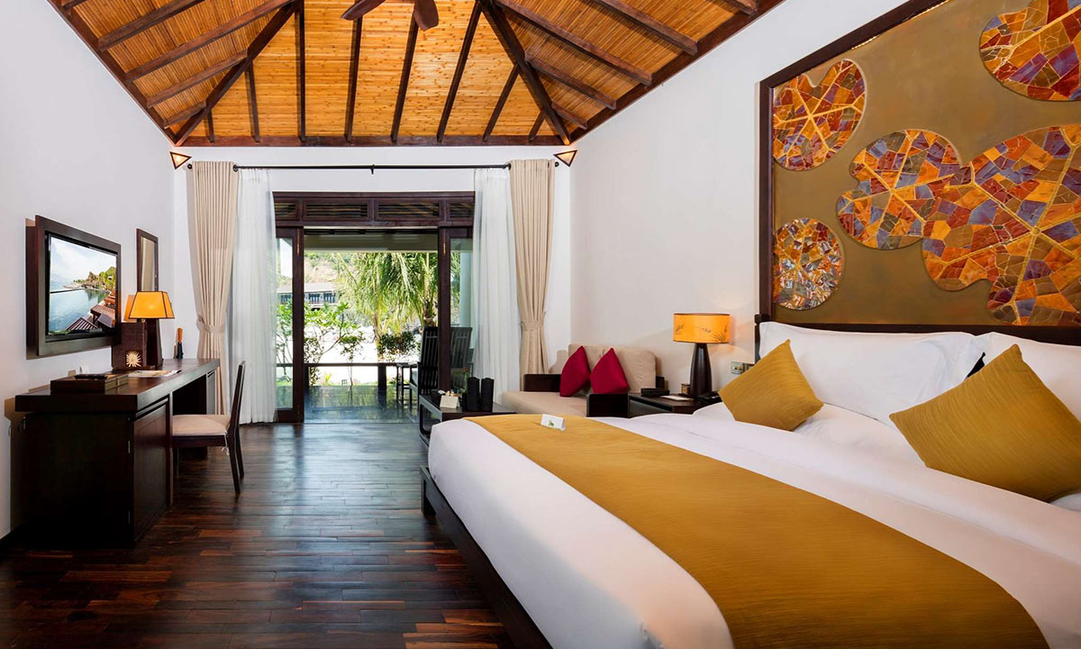 WH-Elite-Amiana-REsort-Viet-Nam-Nha-Trang-Ocean-Deluxe-King-Bedroom-13717977_4K.jpg