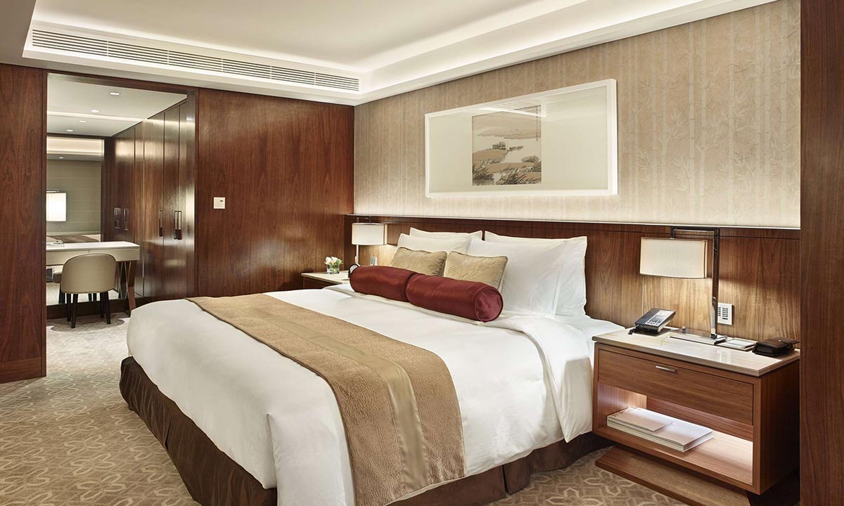 WH-Luxury-Club-Executive-Suite-At-White-Swan-Hotel-Guangzhou-14132973_4K.jpg