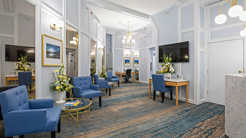 Crown-Columbia-Hotel